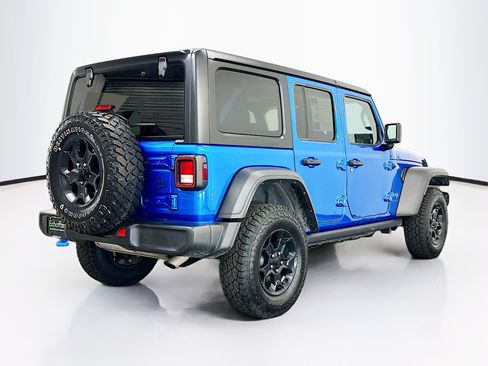 Used 2023 Jeep Wrangler Unlimited w/ Cold Weather Group AWD/4WD image 9