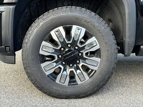 New 2026 GMC Sierra 3500 Denali w/ Denali Reserve Package image 12