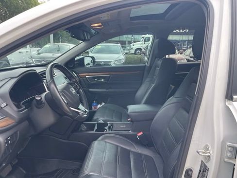 Used 2019 Honda CR-V Touring image 8