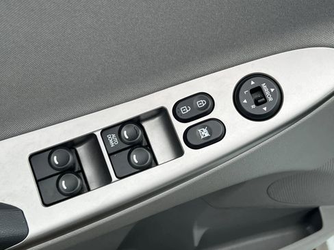 Used 2015 Hyundai Accent GLS image 14