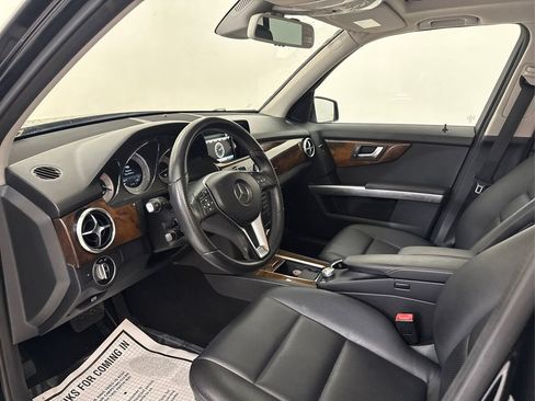 Used 2015 Mercedes-Benz GLK 350 2WD image 11