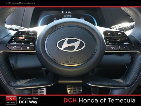 Used 2025 Hyundai Elantra Sport FWD image 9