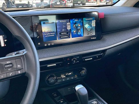 New 2026 Nissan Kicks SV image 6