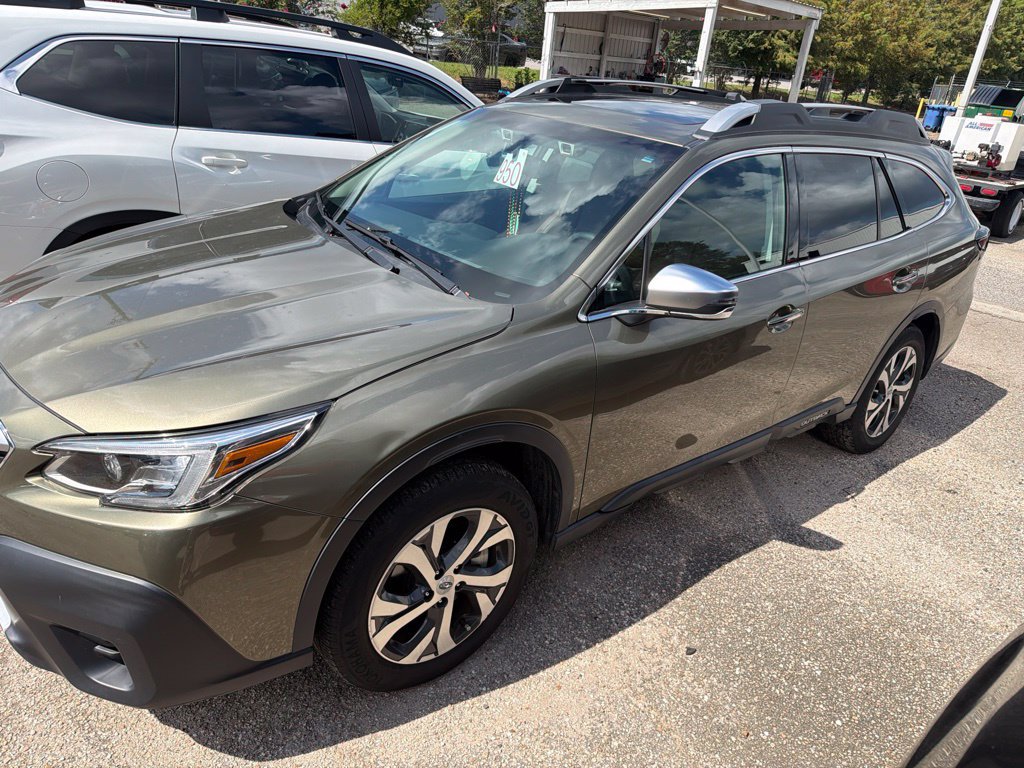 Used 2022 Subaru Outback Touring AWD/4WD image 1