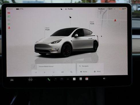 Used 2023 Tesla Model Y Performance image 46