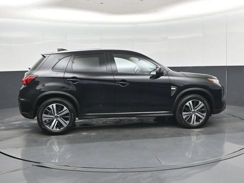 Used 2026 Mitsubishi Outlander Sport SE AWD/4WD image 2