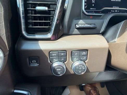 Certified 2023 GMC Sierra 1500 Denali w/ Technology Package AWD/4WD image 24