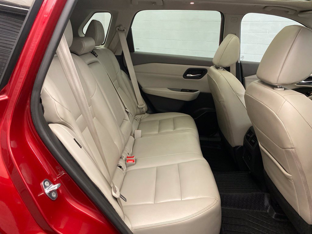 Used 2023 Nissan Rogue SL AWD/4WD image 26