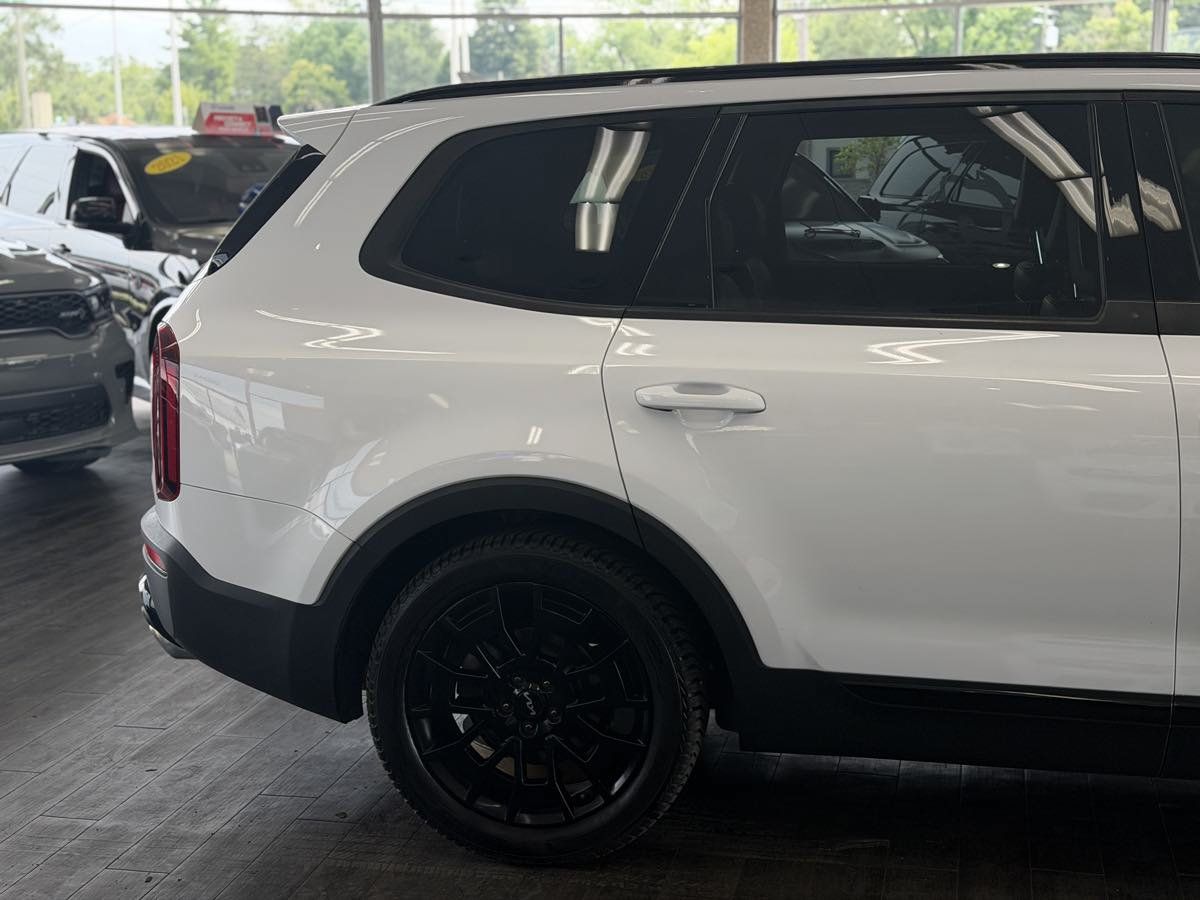 Used 2022 Kia Telluride SX w/ SX Prestige Package AWD/4WD image 6