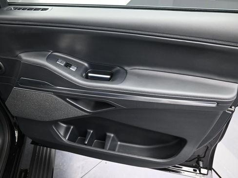 Used 2025 Lincoln Navigator L Reserve w/ Jet Appearance Package image 44