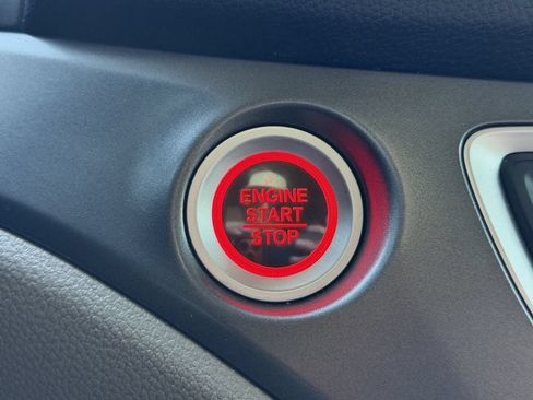Used 2021 Honda Pilot EX image 26