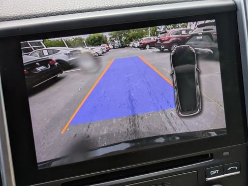 Used 2018 Porsche Cayenne AWD/4WD image 12