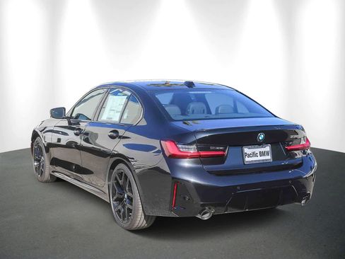 New 2026 BMW 330i Sedan w/ M Sport Package image 4