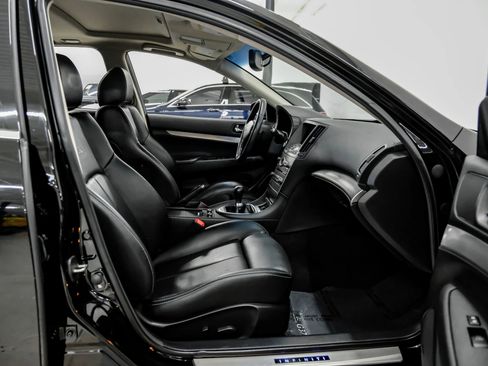 Used 2013 INFINITI G37 Sport image 37