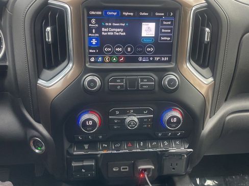 Used 2022 Chevrolet Silverado 2500 High Country w/ Z71 Off-Road Package image 21