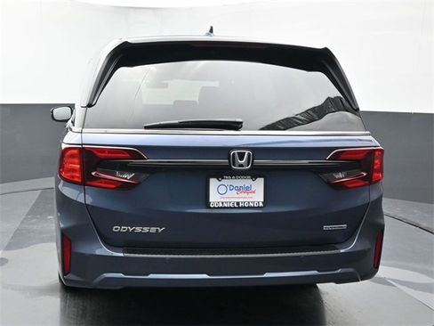 Used 2026 Honda Odyssey Touring image 4