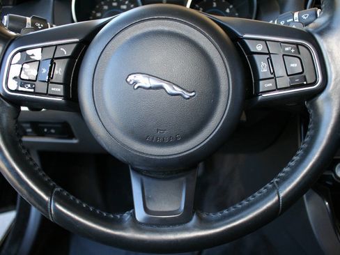 Used 2017 Jaguar XE Premium AWD/4WD image 16