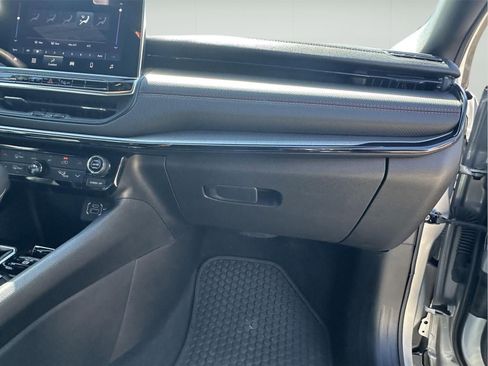 Used 2025 Jeep Compass Trailhawk image 45