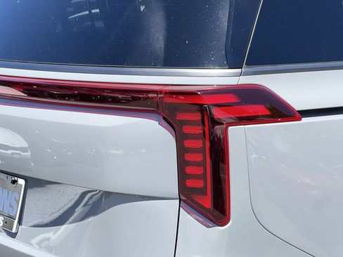 New 2026 Kia Carnival SX Prestige FWD image 14