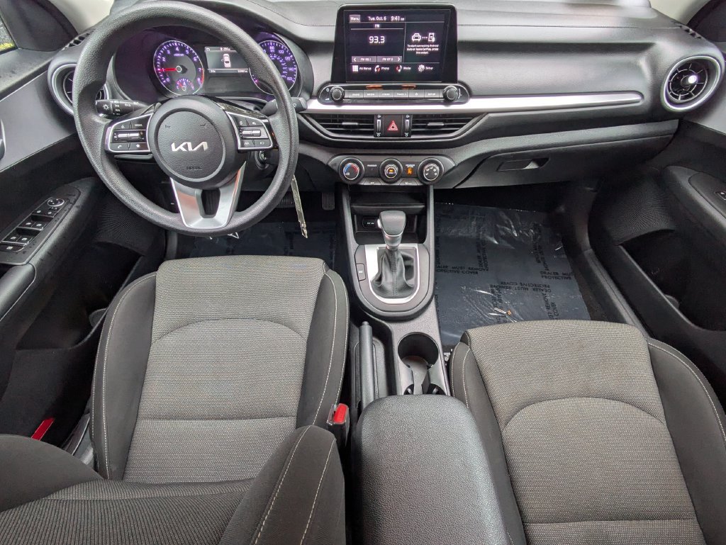Used 2024 Kia Forte LXS FWD image 13
