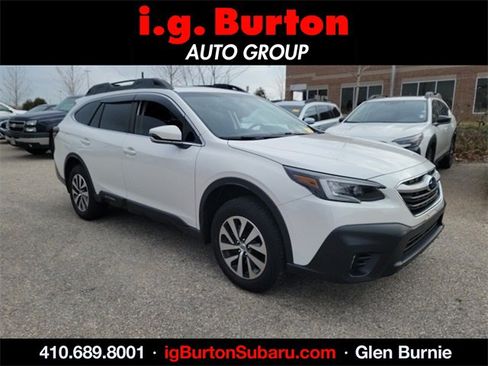 Used 2021 Subaru Outback Premium image 1