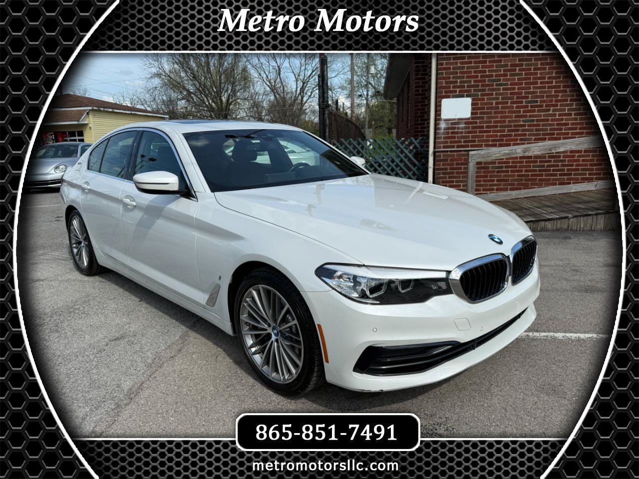 Used 2019 BMW 530e w/ Convenience Package RWD image 1