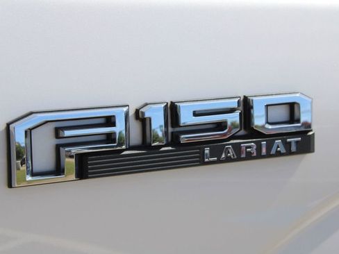 Used 2018 Ford F150 Lariat image 35
