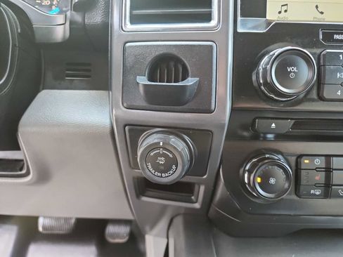 Used 2016 Ford F150 XLT w/ Equipment Group 302A Luxury image 28