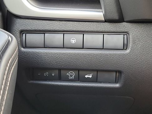 New 2026 Nissan Rogue SV FWD image 21