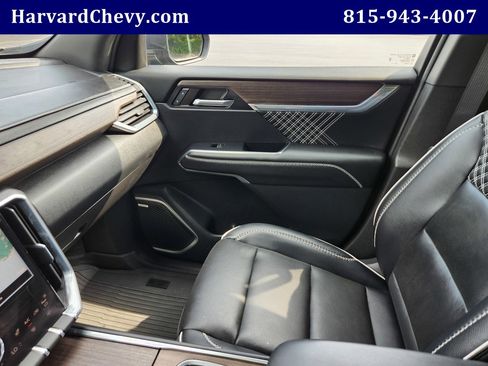 Used 2024 GMC Acadia Denali w/ LPO, Floor Liner Package image 15