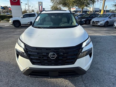 New 2026 Nissan Rogue Dark Armor image 4