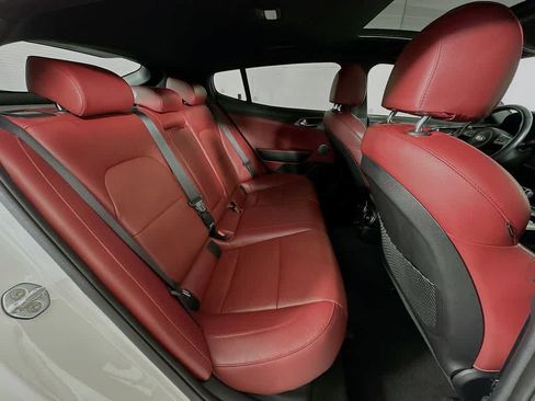 Used 2019 Kia Stinger GT1 RWD image 34