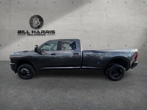 New 2026 RAM 3500 Big Horn AWD/4WD image 10