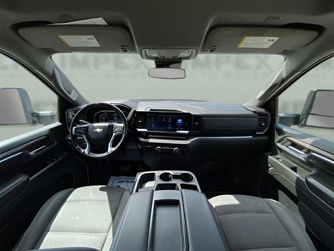 Used 2024 Chevrolet Silverado 3500 LT w/ Convenience Package image 28