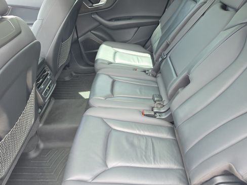 Used 2021 Audi Q7 3.0T Premium Plus AWD/4WD image 11