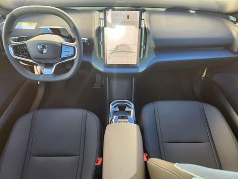 New 2026 Volvo EX30 Ultra w/ Protection Package Premier image 11