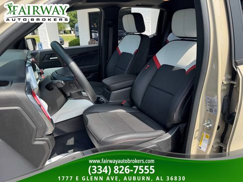 Used 2023 GMC Canyon AT4X AWD/4WD image 10