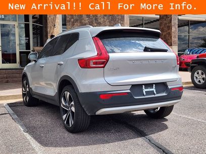 Used 2025 Volvo XC40 B5 Plus w/ Climate Package
