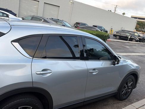 Used 2018 MAZDA CX-5 Grand Touring FWD image 2