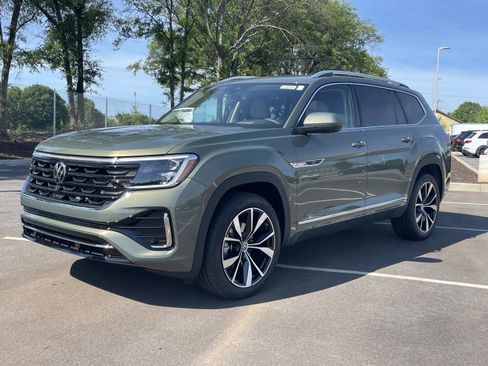 New 2026 Volkswagen Atlas SEL Premium R-Line AWD/4WD image 3
