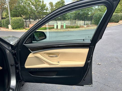 Used 2016 BMW 528i Sedan image 36