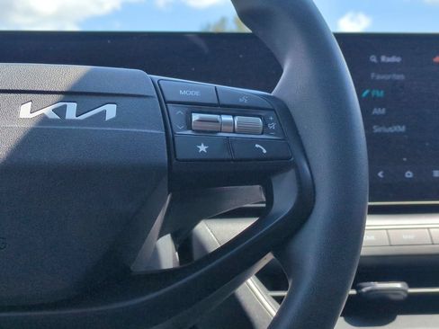 Used 2025 Kia K4 FWD image 21