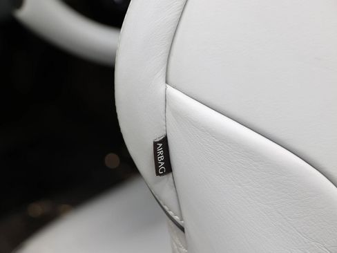 Used 2014 Aston Martin Vanquish Volante RWD image 62