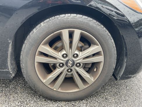 Used 2018 Hyundai Elantra SEL image 8