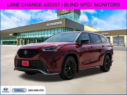 Used 2023 Toyota Highlander XSE