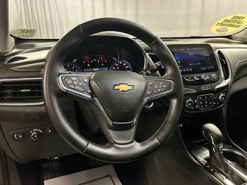 Used 2024 Chevrolet Equinox Premier FWD image 15