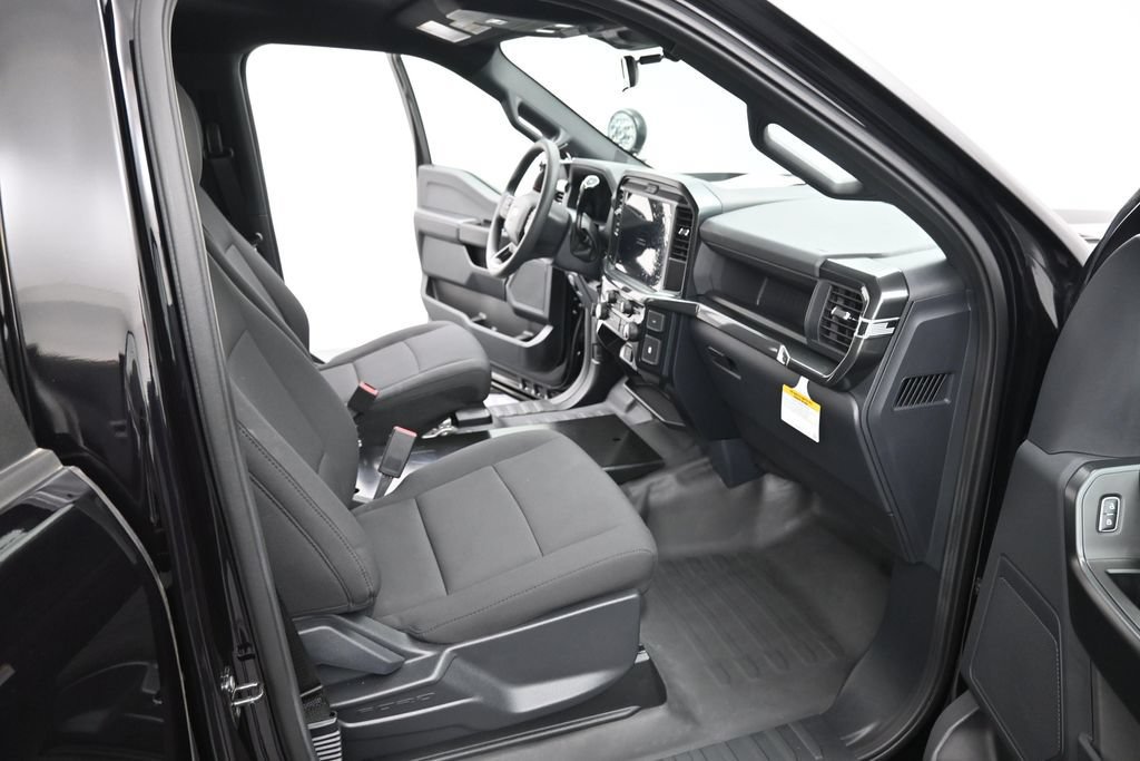 Used 2025 Ford F150 XL AWD/4WD image 34