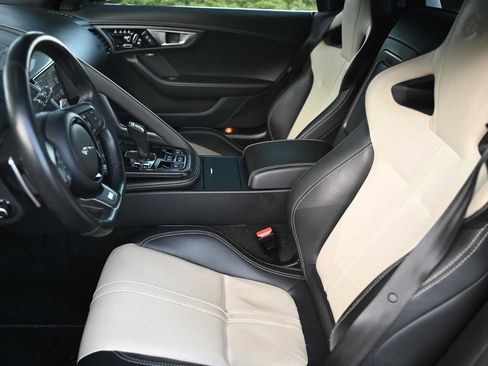 Used 2016 Jaguar F-TYPE R AWD/4WD image 16