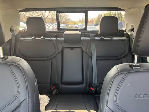 New 2026 Ford Maverick Lariat w/ Black Appearance Package AWD/4WD image 24