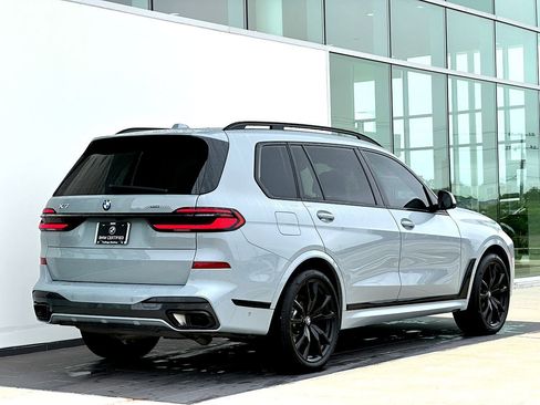 Certified 2024 BMW X7 xDrive40i w/ M Sport Package AWD/4WD image 4